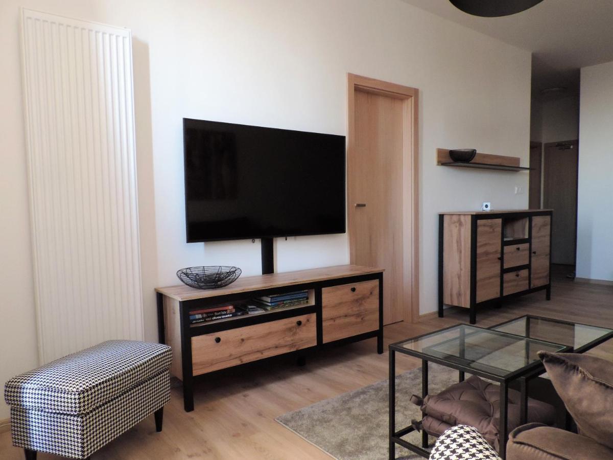Bery, Apartment *